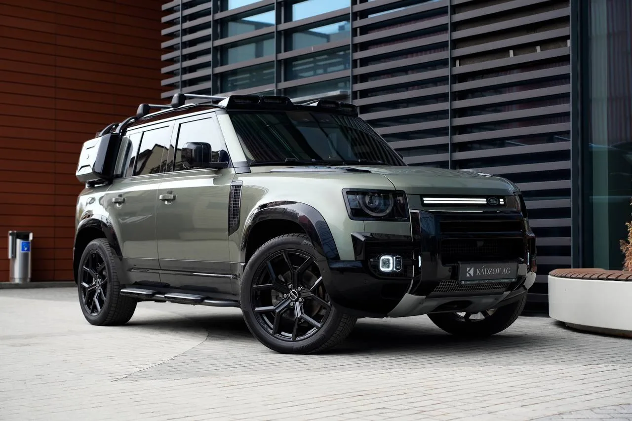 Land Rover Defender II (2021)