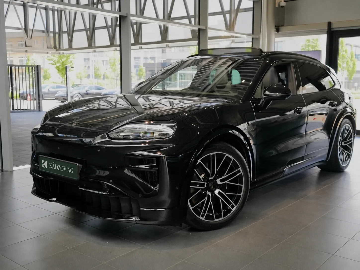 Porsche Cayenne Turbo Electric