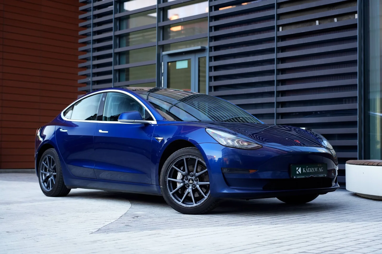 Tesla Model 3 Long Range (2018)