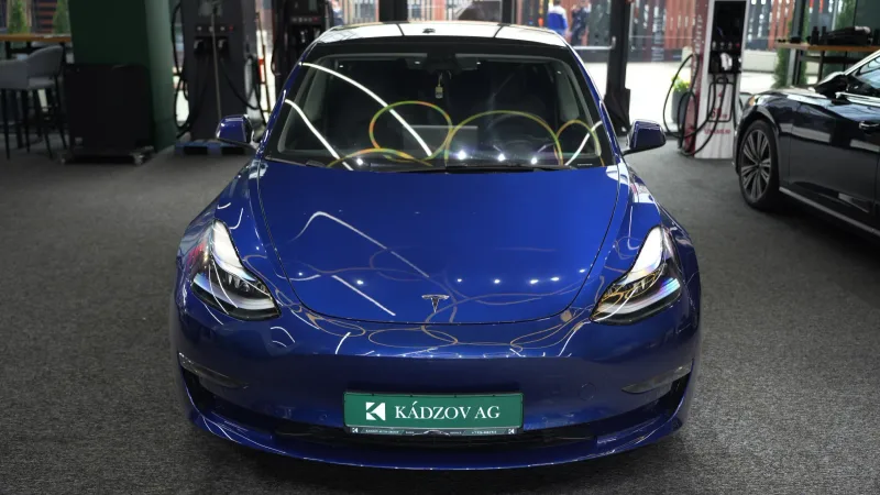 Tesla Model 3 AWD Performance (2021)